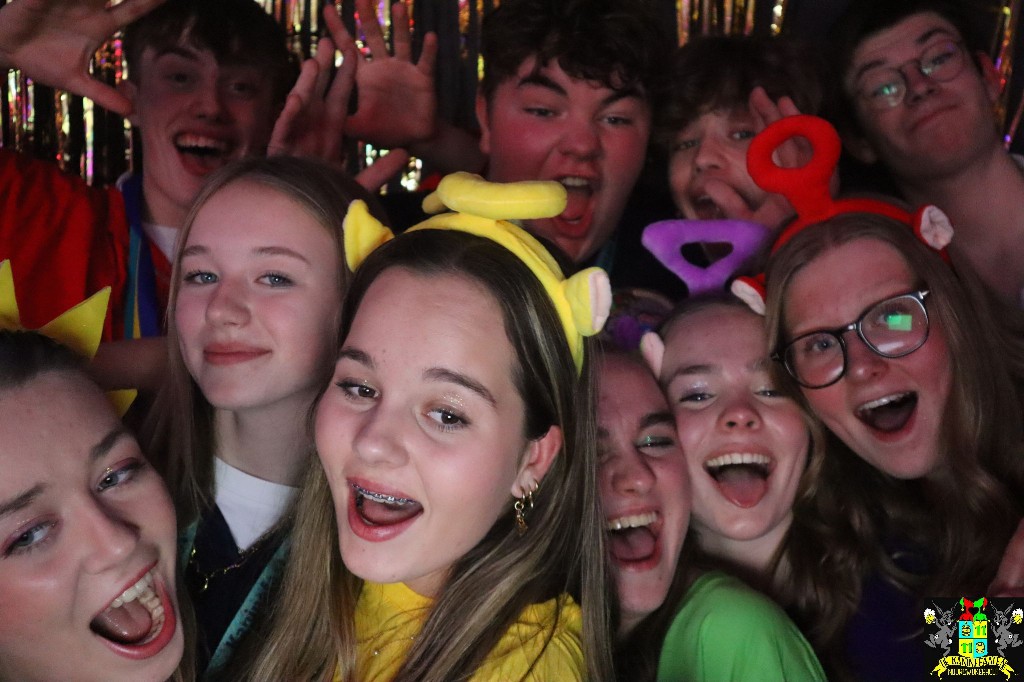 ../Images/Jeugd Opwarmbal Photobooth 314.jpg